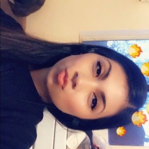 Meet your Posher, Janelle